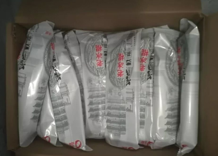 烈日下的擔當、高溫下的堅持 烈日下的擔當、高溫下的堅持