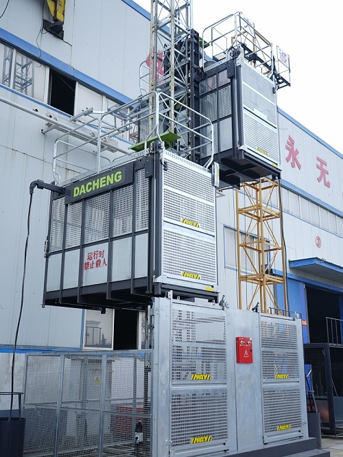 SC120/120齒條物料提升機 SC120/120齒條物料提升機